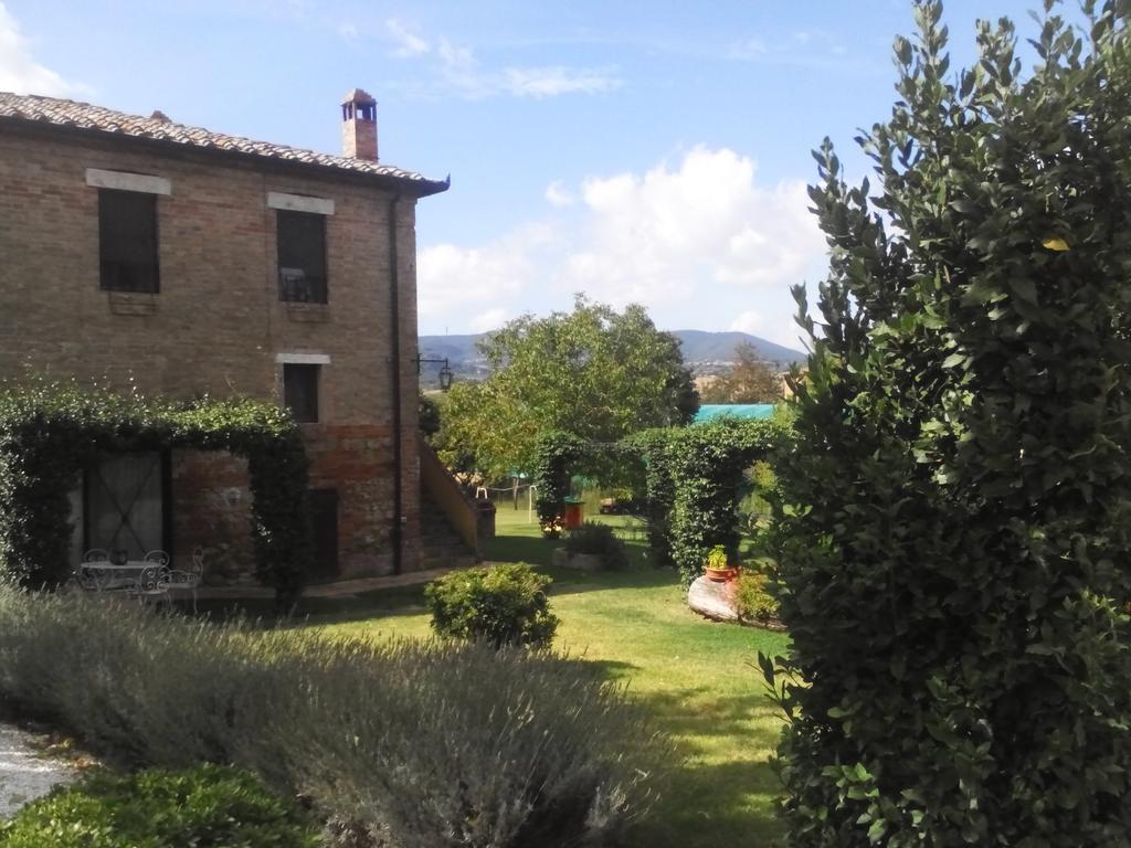 Tenuta Di Argiano A Montepulciano تْشيانشانو  تيرمي المظهر الخارجي الصورة