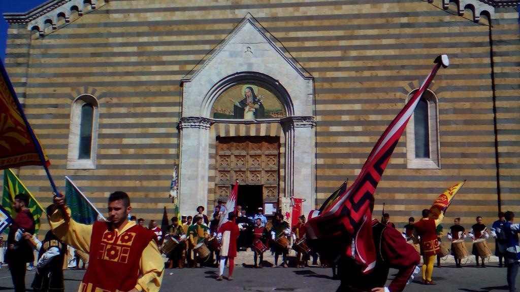 Tenuta Di Argiano A Montepulciano تْشيانشانو  تيرمي المظهر الخارجي الصورة